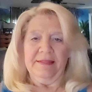 Meet your Posher, Debra